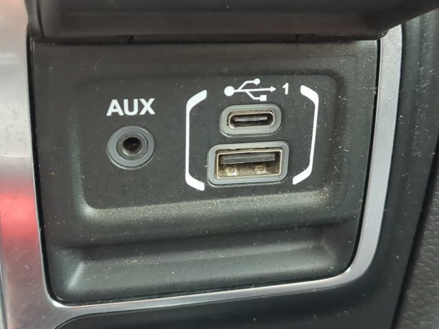 Used 2023 Jeep Wrangler Unlimited Rubicon 4xe AWD/4WD image 25