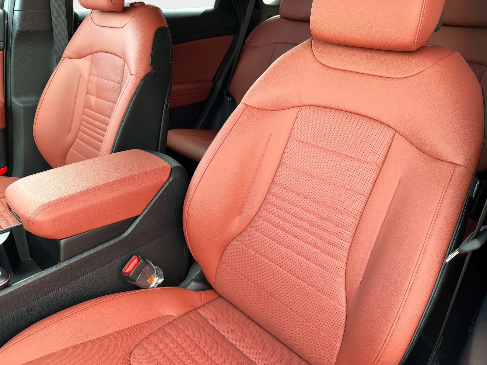 New 2026 Kia Sportage SX FWD image 17