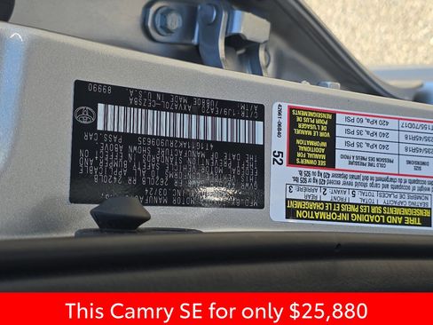 Used 2024 Toyota Camry SE image 42