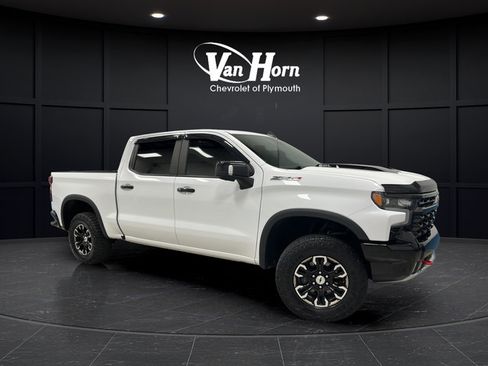 Used 2022 Chevrolet Silverado 1500 ZR2 w/ Technology Package AWD/4WD image 1