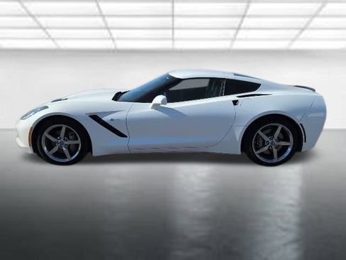 Used 2017 Chevrolet Corvette Stingray Coupe w/ 1LT image 23