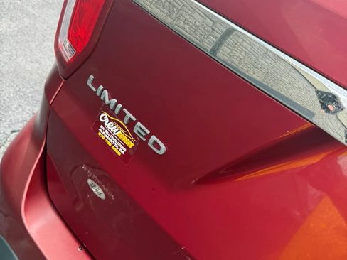 Used 2017 Ford Explorer Limited FWD image 11