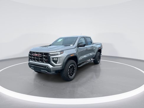 Used 2026 GMC Canyon AT4 w/ Technology Plus Package AWD/4WD image 5