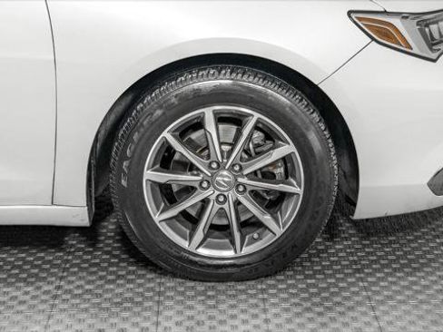 Used 2020 Acura TLX image 32