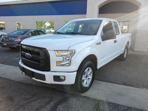 Used 2017 Ford F150 XL w/ Equipment Group 101A Mid AWD/4WD image 2