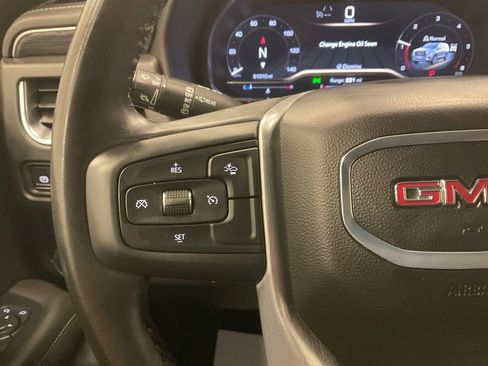 Used 2024 GMC Yukon XL SLT image 22