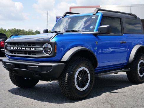 Used 2025 Ford Bronco 2-Door w/ Sasquatch Package AWD/4WD image 3