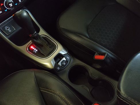 Used 2019 Jeep Compass Latitude w/ Popular Equipment Group FWD image 26
