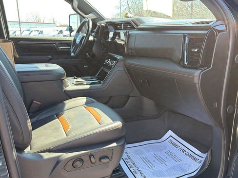 Used 2024 GMC Sierra 2500 AT4 w/ AT4 Premium Plus Package image 34