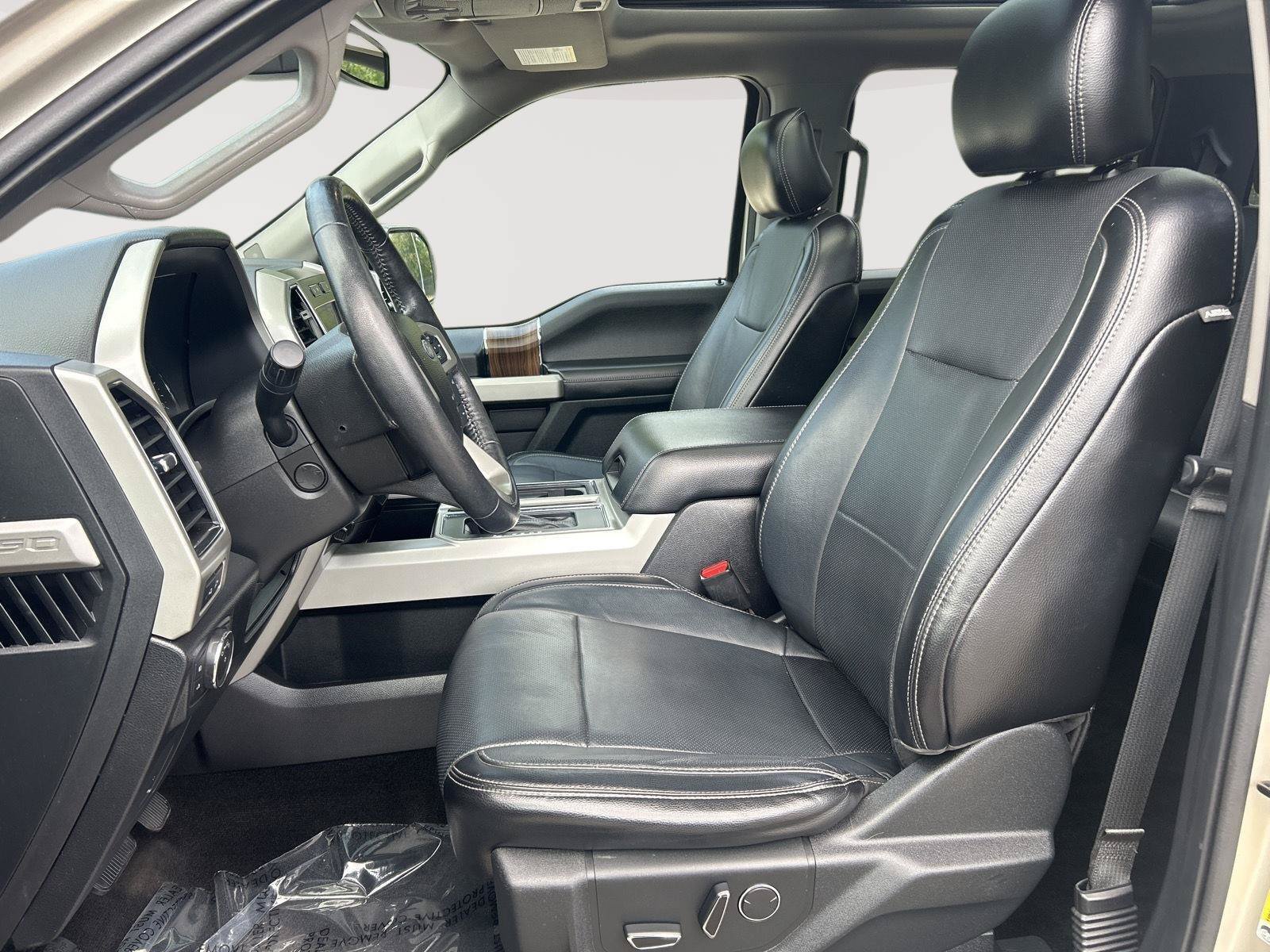 Used 2017 Ford F150 Lariat w/ Equipment Group 502A Luxury AWD/4WD image 5