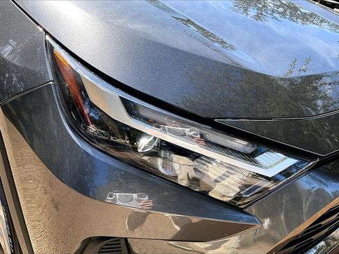 Used 2022 Toyota RAV4 XLE image 29