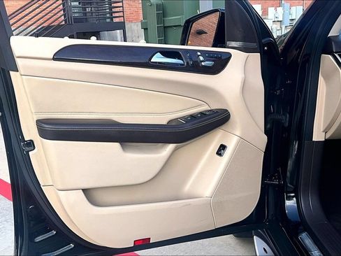 Used 2018 Mercedes-Benz GLE 350 image 25
