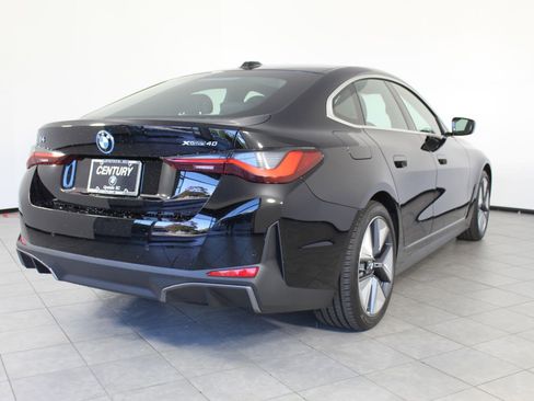 New 2025 BMW i4 xDrive40i image 7