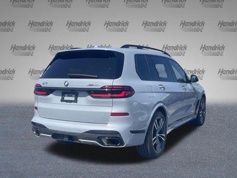 Used 2025 BMW X7 xDrive40i w/ M Sport Package AWD/4WD image 5