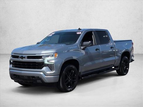 Used 2025 Chevrolet Silverado 1500 RST w/ Convenience Package II RWD image 4