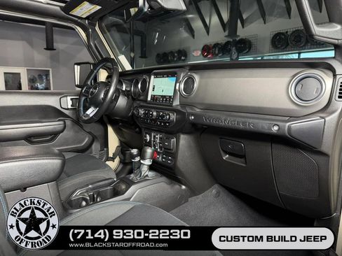 Used 2022 Jeep Wrangler Unlimited Rubicon 4xe w/ Steel Bumper Group AWD/4WD image 27