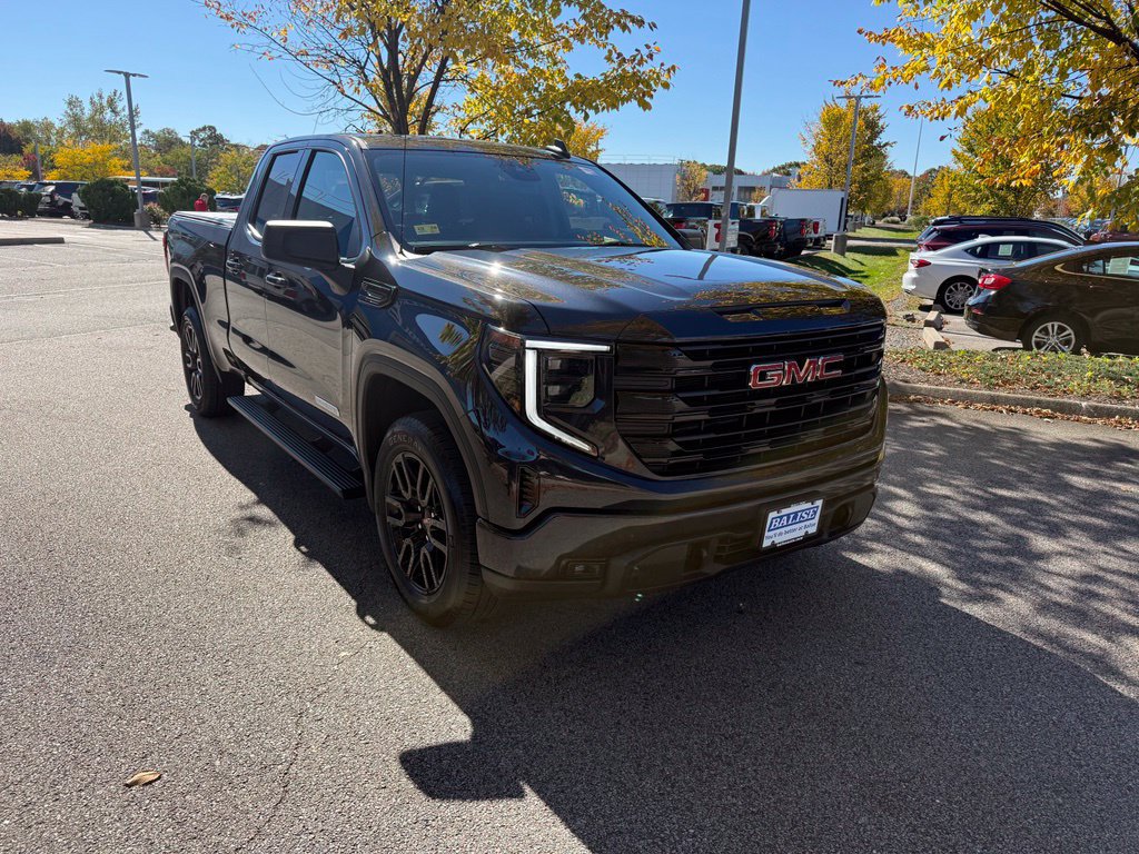 Used 2023 GMC Sierra 1500 Elevation AWD/4WD image 7