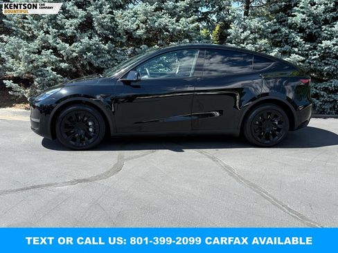 Used 2023 Tesla Model Y Long Range AWD/4WD image 4