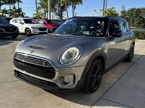 Used 2017 MINI Cooper Clubman S image 10