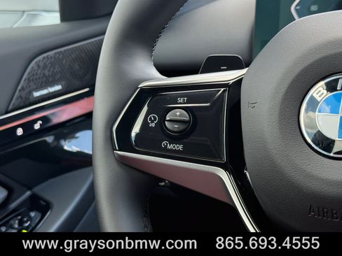 Used 2026 BMW 540i xDrive AWD/4WD image 23
