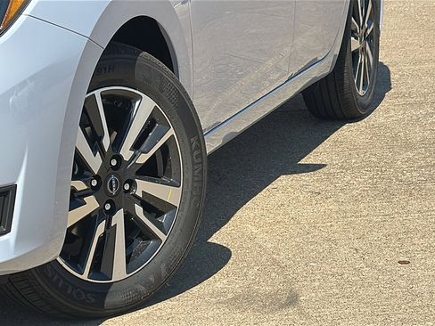 New 2025 Nissan Versa SV w/ Trunk Package image 3