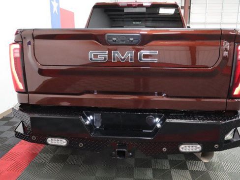 Used 2024 GMC Sierra 2500 Denali Ultimate AWD/4WD image 32