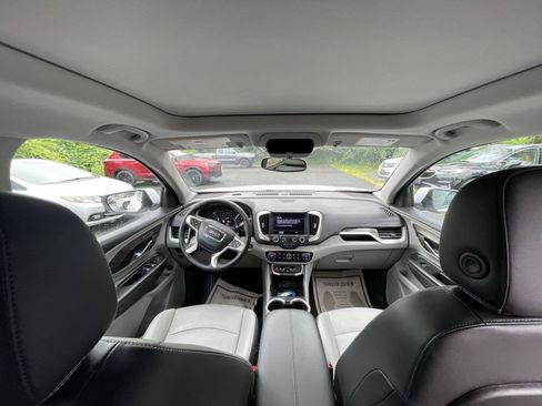 Used 2023 GMC Terrain SLT w/ Infotainment Package II AWD/4WD image 30