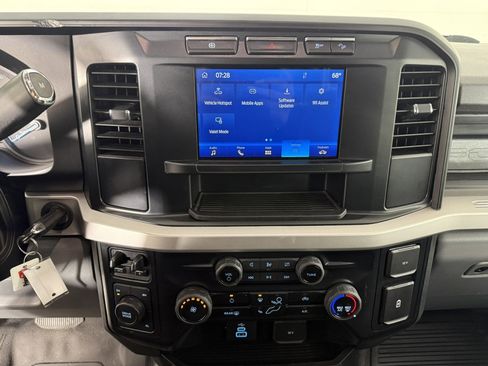 Used 2023 Ford F350 XL w/ FX4 Off-Road Package AWD/4WD image 19