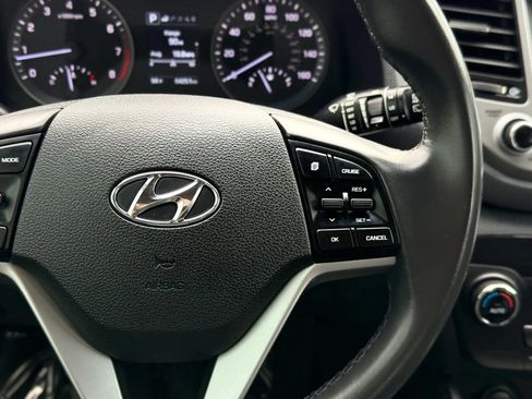Used 2017 Hyundai Tucson Limited AWD/4WD image 28