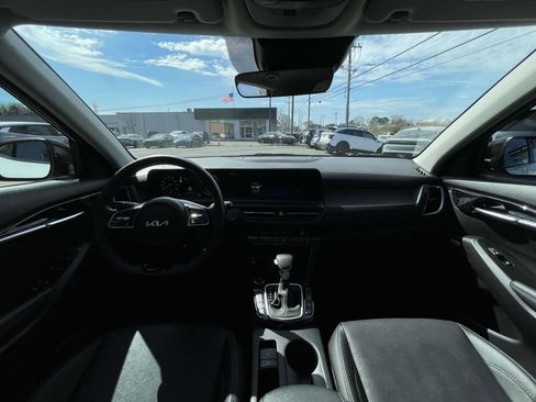 Used 2025 Kia Seltos SX image 25