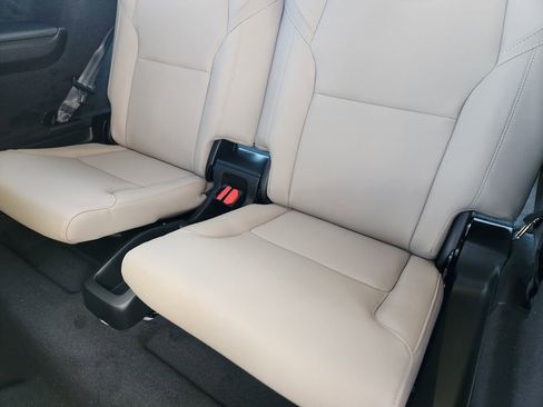 New 2026 Volvo XC90 B5 Core image 18