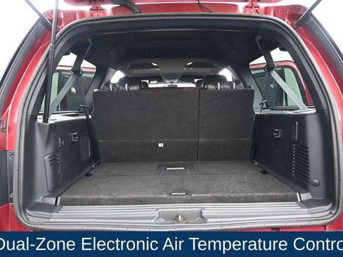 Used 2016 Ford Expedition EL XLT w/ Equipment Group 202A AWD/4WD image 13