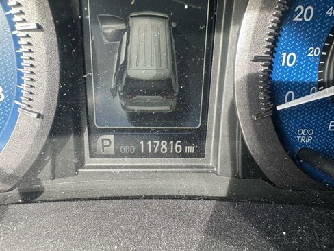 Used 2017 Toyota Sienna Limited image 10