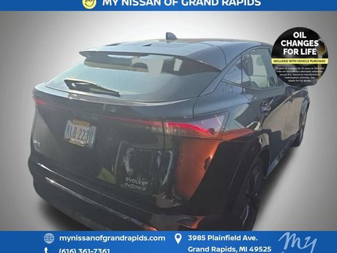 Used 2024 Nissan Ariya AWD image 6
