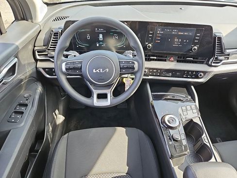 Certified 2023 Kia Sportage LX image 11