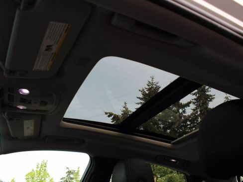 Used 2014 Cadillac XTS Luxury image 19