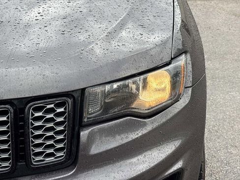 Used 2021 Jeep Grand Cherokee Laredo X RWD image 10