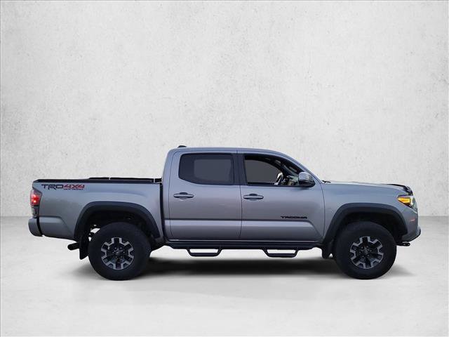 Used 2021 Toyota Tacoma TRD Off-Road w/ Technology Package AWD/4WD image 4