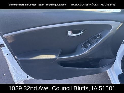 Used 2016 Hyundai Elantra GT image 16