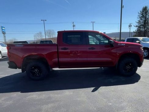 Certified 2021 Chevrolet Silverado 1500 Custom Trail Boss AWD/4WD image 9
