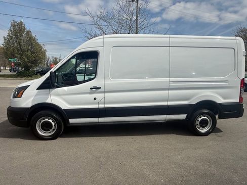 Used 2023 Ford Transit 250 Medium Roof RWD image 8
