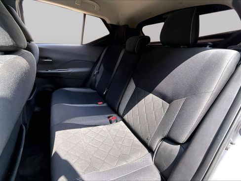 Used 2019 Nissan Kicks SV FWD image 18