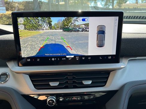 New 2026 Ford Explorer Active AWD/4WD image 25