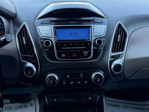 Used 2013 Hyundai Tucson GLS FWD image 16