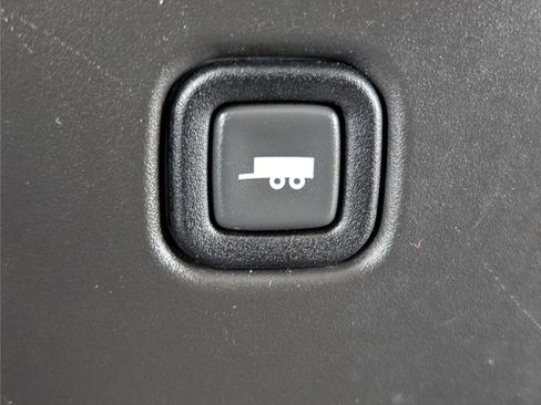 Used 2023 Chevrolet Express 3500 LS image 22