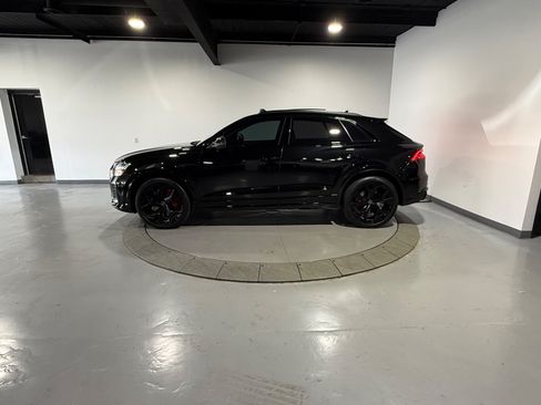 Used 2024 Audi RS Q8 AWD/4WD image 15