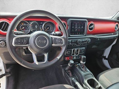 Used 2023 Jeep Wrangler Unlimited Rubicon AWD/4WD image 17