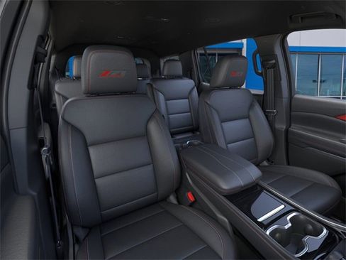 New 2026 Chevrolet Traverse Z71 w/ Driver Confidence Package image 16