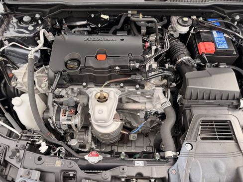 Used 2023 Honda Civic LX image 29