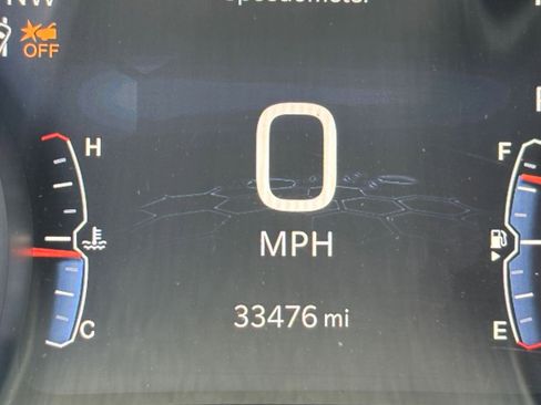 Used 2025 Jeep Compass Limited image 41